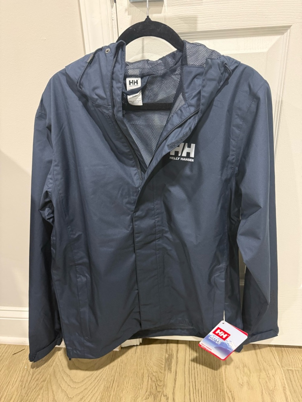 NEW - Helly Hansen Men’s Seven J Rain Jacket - S